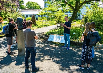 Führung durch den Botanischen Garten. Führung durch den Botanischen Garten.