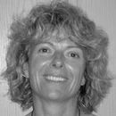 Dr. Vera Mayer